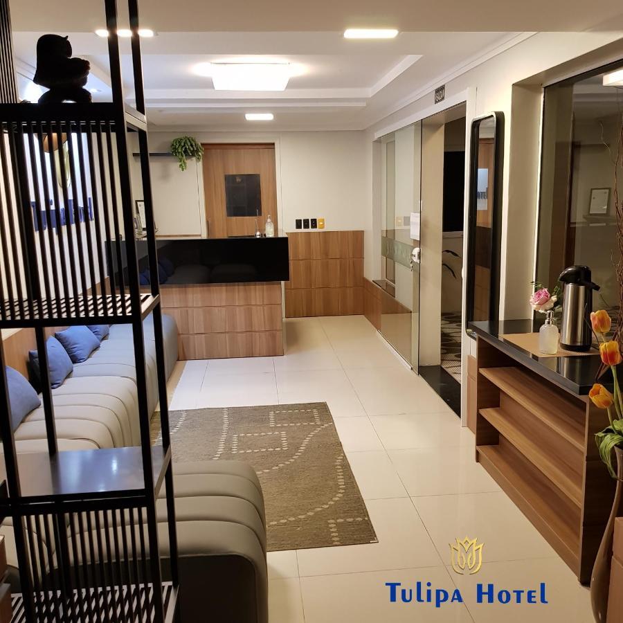 Tulipa Hotel Torres Bagian luar foto
